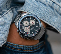 Orologio Festina Uomo Timeless in Acciaio F20560/2 - F20560/2